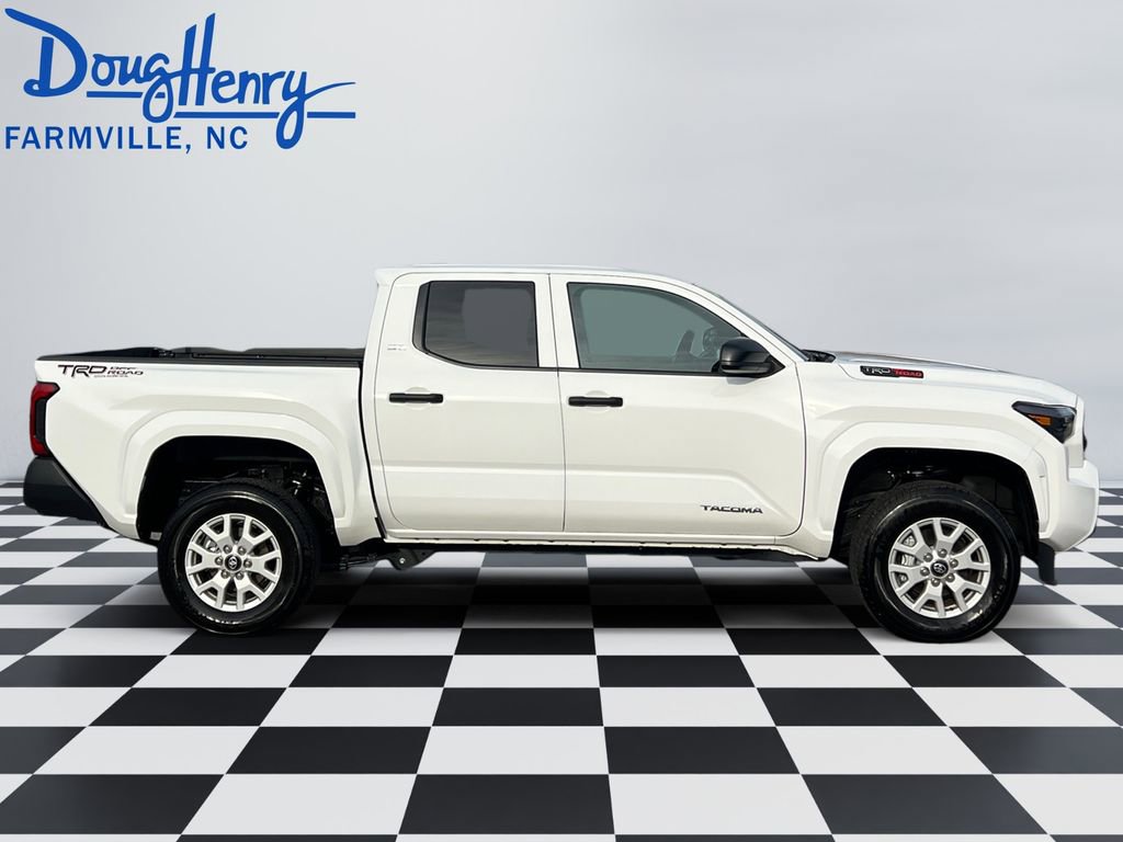 Used 2024 Toyota Tacoma SR image 6