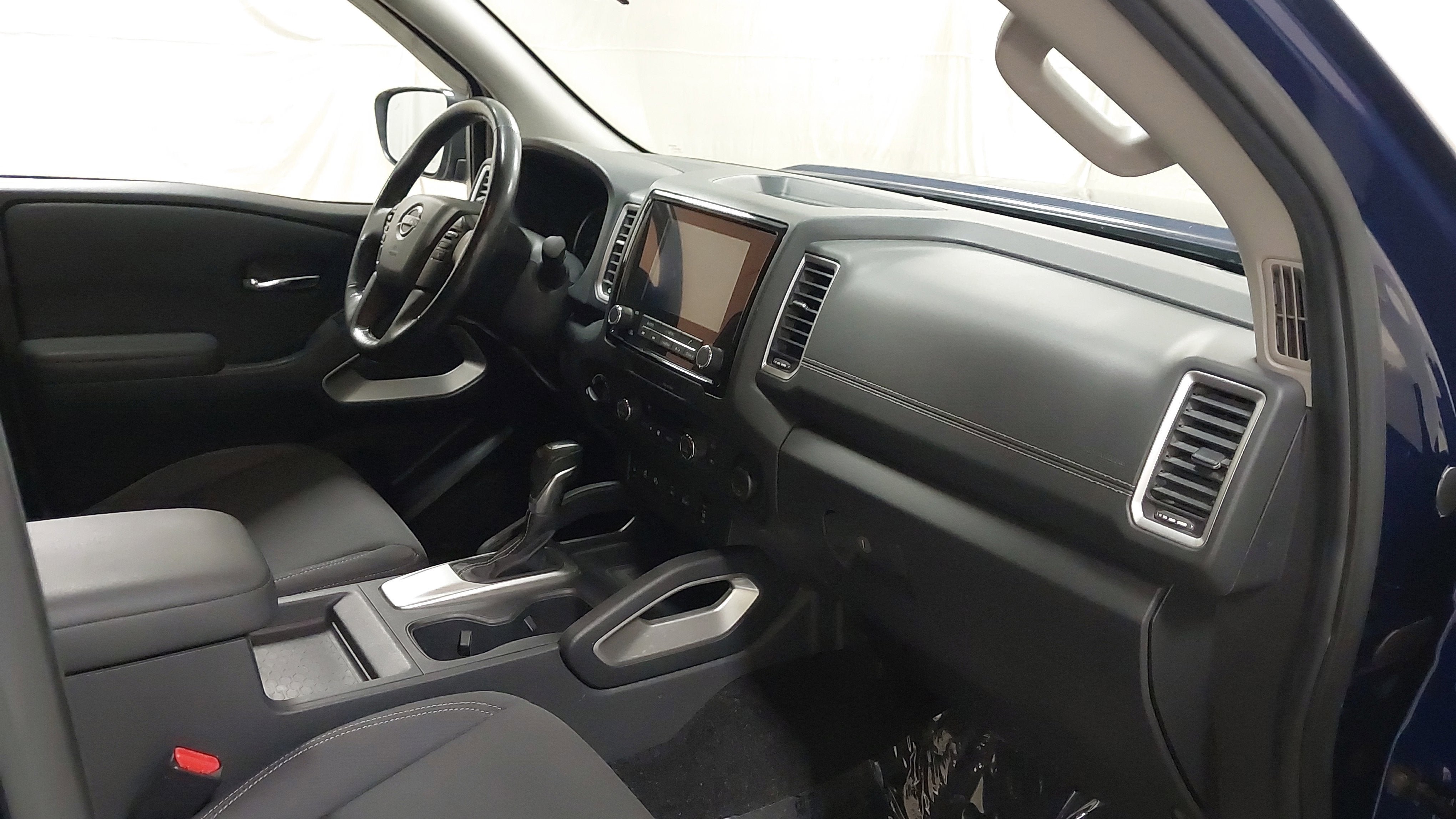 Used 2022 Nissan Frontier SV AWD/4WD image 29