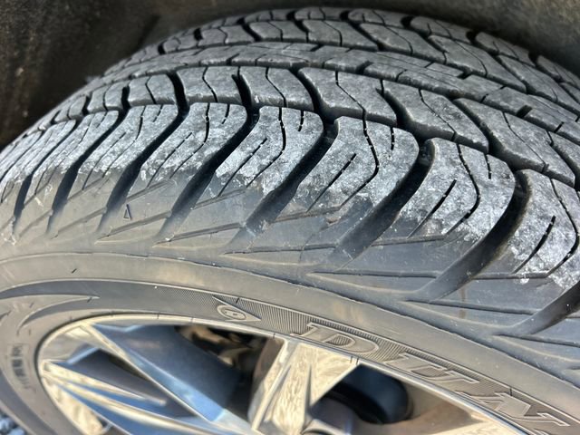 Used 2023 Volkswagen Tiguan SE image 54