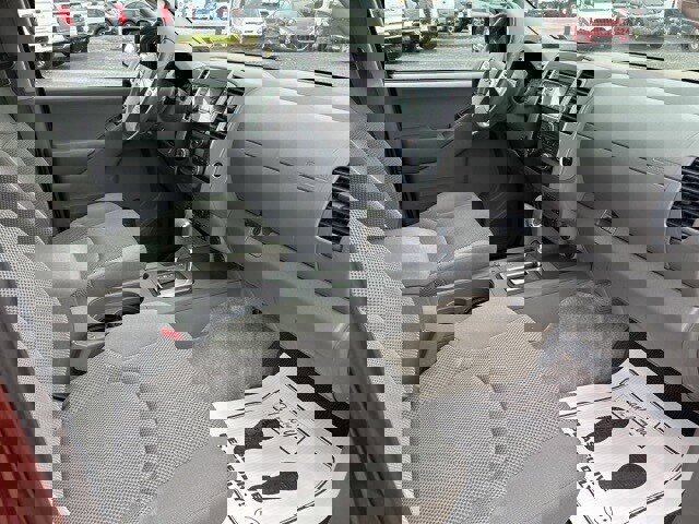 Used 2016 Nissan Frontier SV image 13