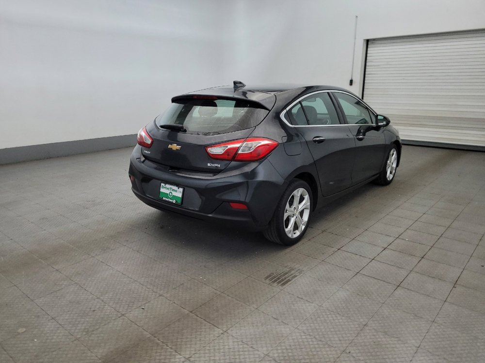 Used 2018 Chevrolet Cruze Premier FWD image 9
