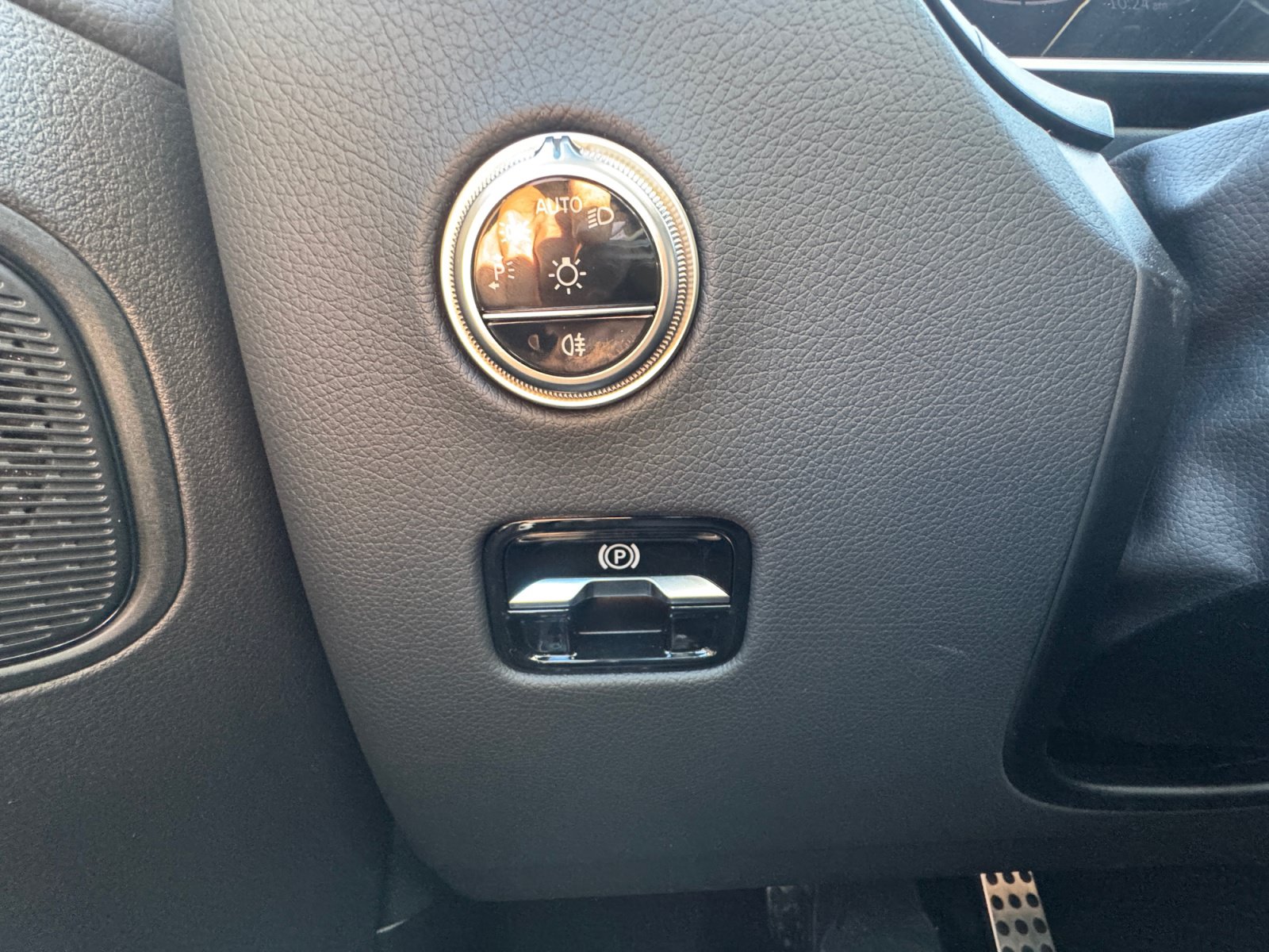 Certified 2026 Mercedes-Benz GLC 300 4MATIC image 31