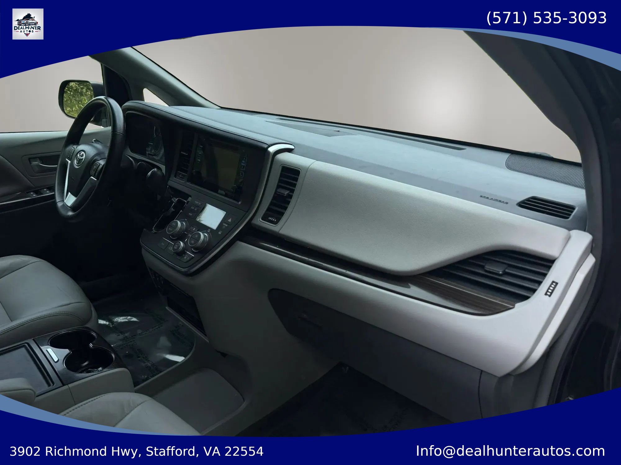Used 2016 Toyota Sienna XLE Premium FWD image 13
