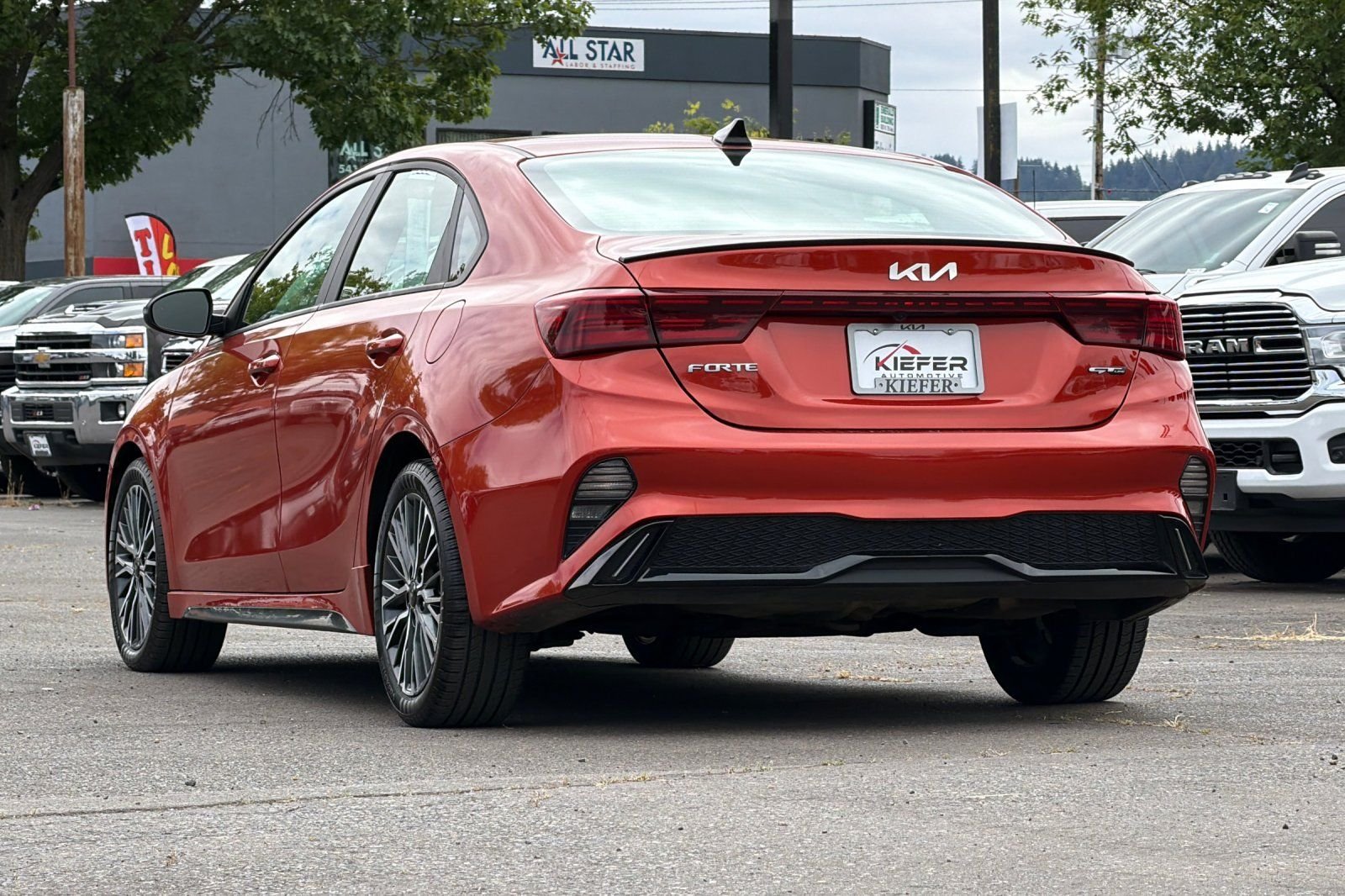 Used 2022 Kia Forte GT-Line w/ GT-Line Premium Package FWD image 6