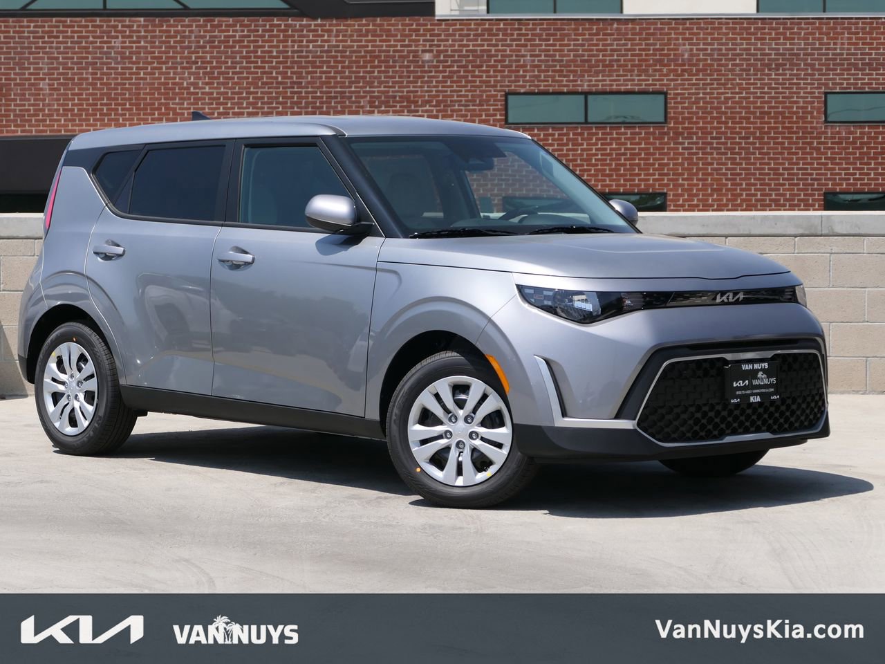 New 2025 Kia Soul LX