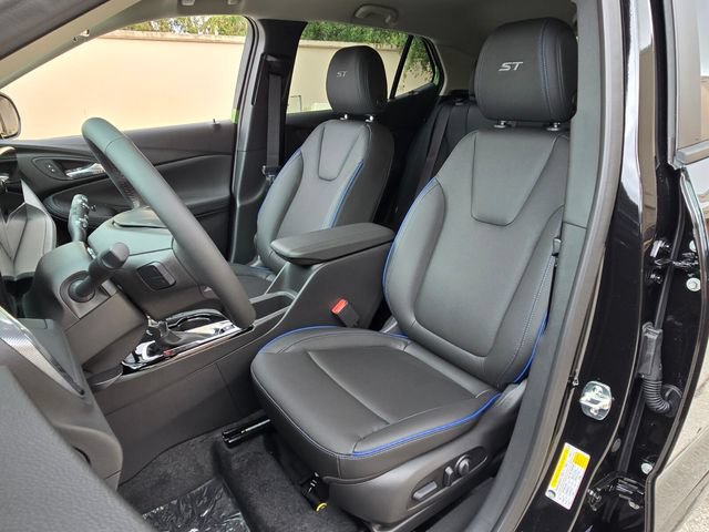 New 2026 Buick Encore GX Sport Touring w/ Advanced Technology Package FWD image 9