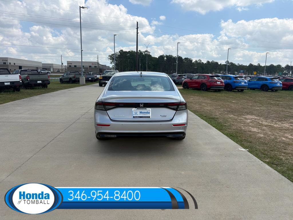 New 2026 Honda Accord Hybrid Touring image 5