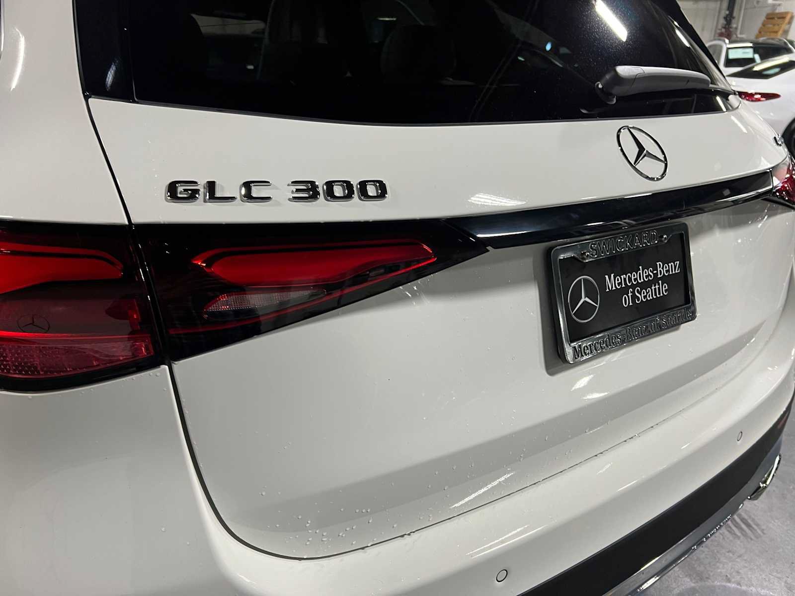 Used 2026 Mercedes-Benz GLC 300 4MATIC image 14