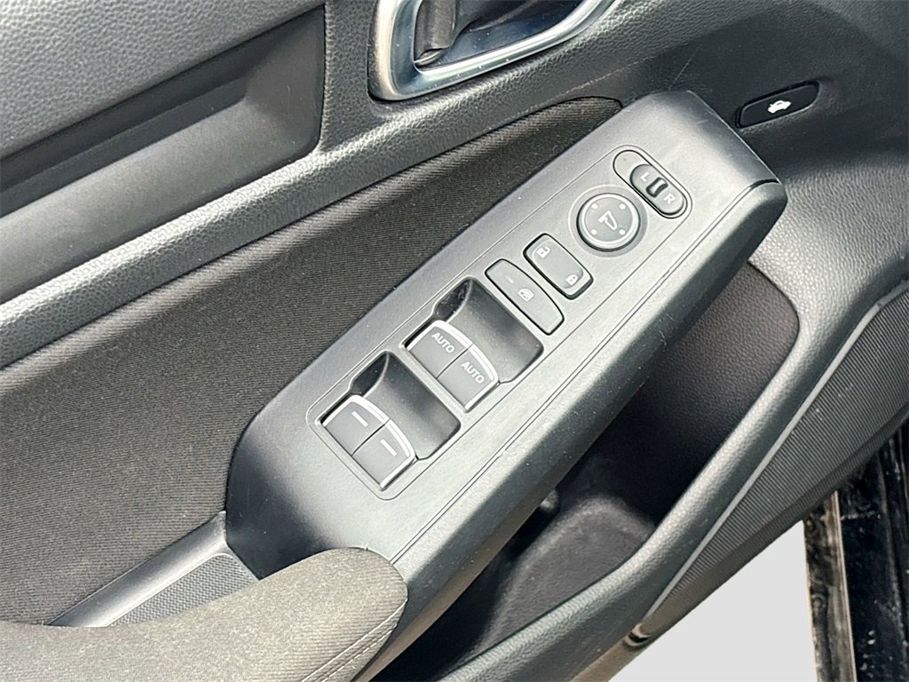 Used 2025 Honda Civic Sport image 17