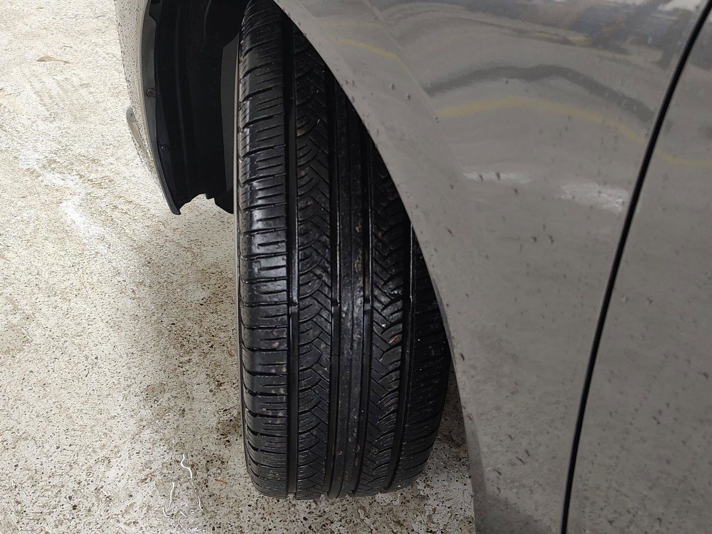 Used 2012 Honda Civic EX-L image 30