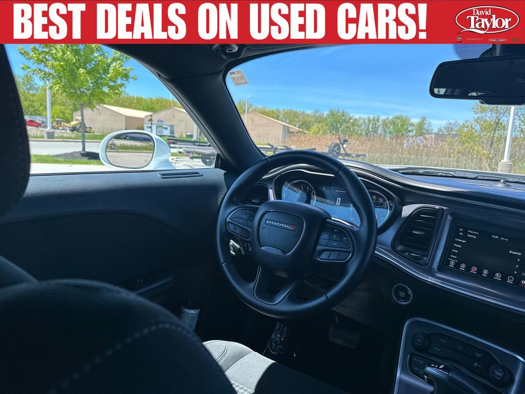 Used 2021 Dodge Challenger SXT RWD image 19