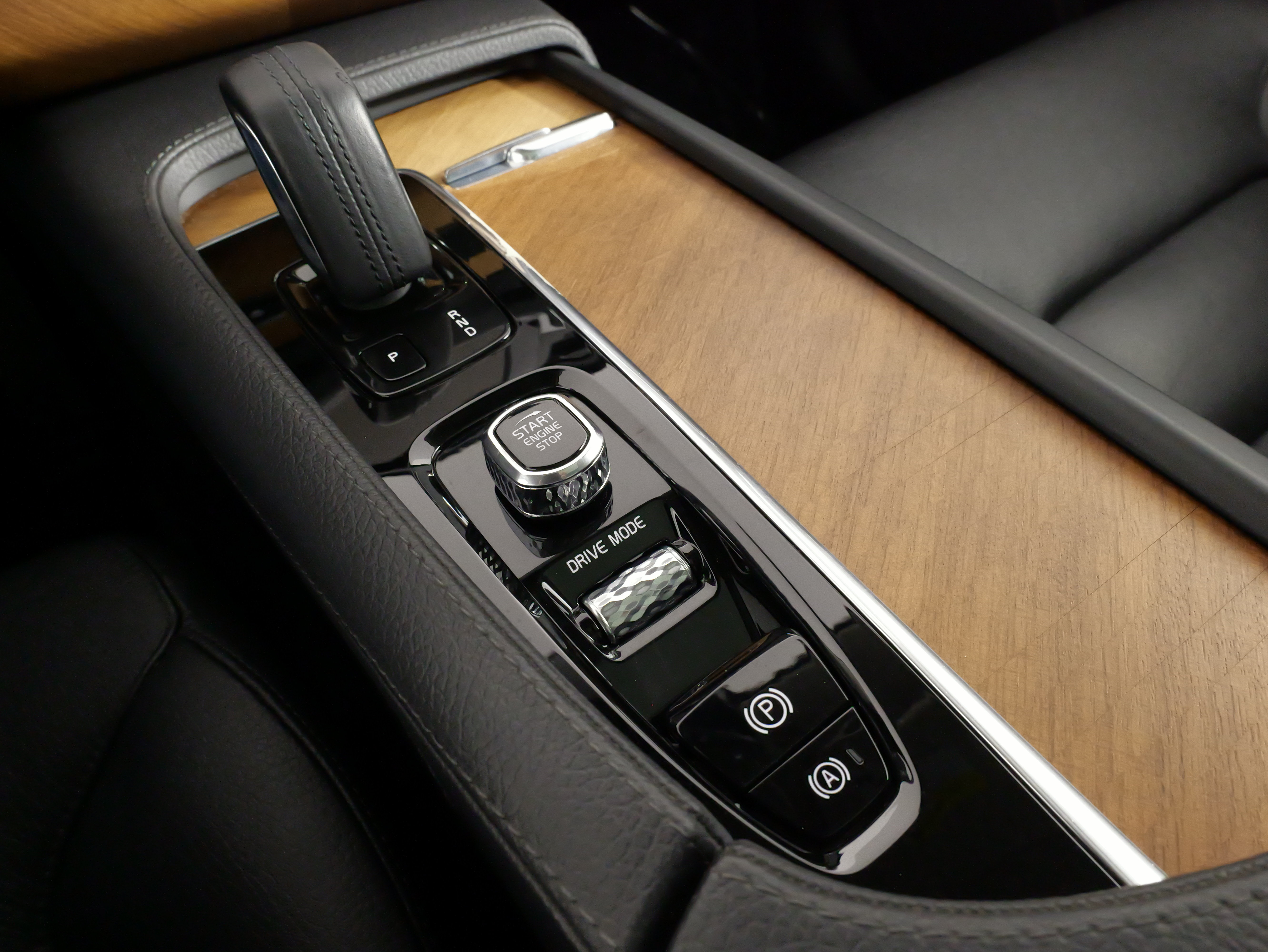 Used 2021 Volvo XC90 T8 Inscription Expression w/ Protection Package Premier AWD/4WD image 51