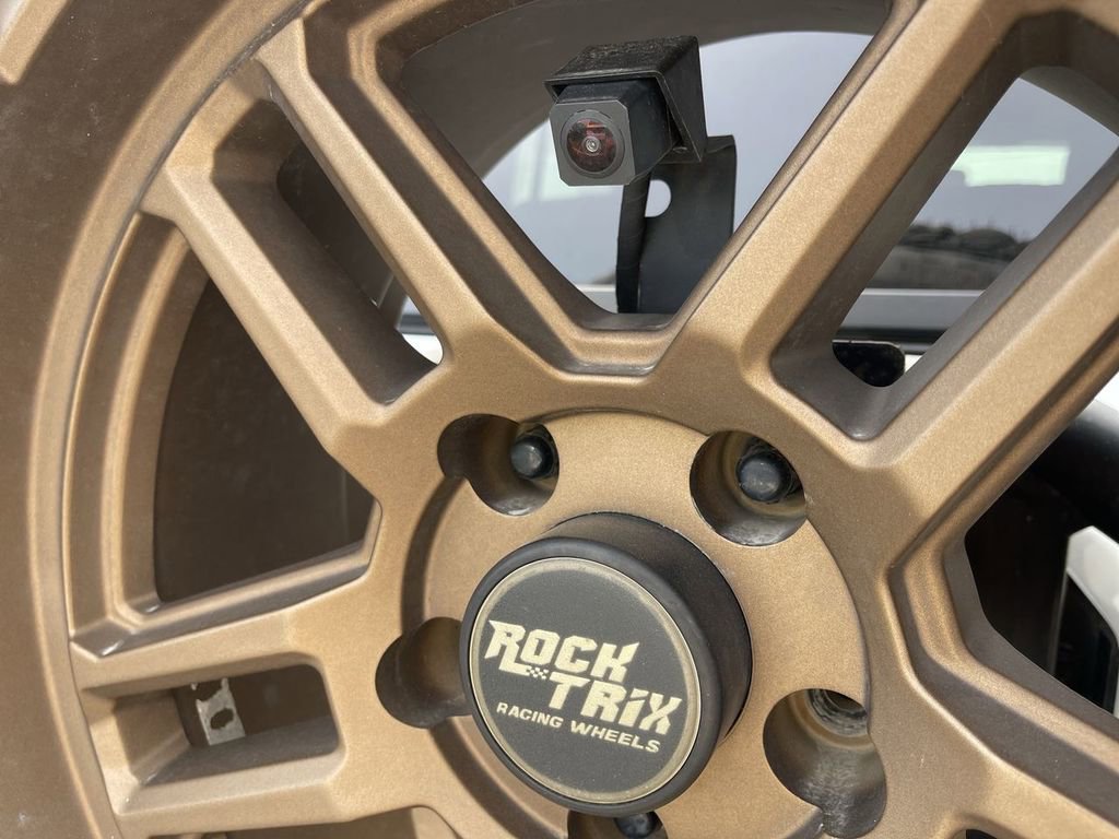 Used 2017 Jeep Wrangler Unlimited Sport AWD/4WD image 7