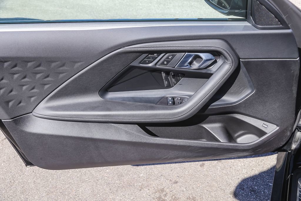 Used 2025 BMW M240i Coupe RWD image 16