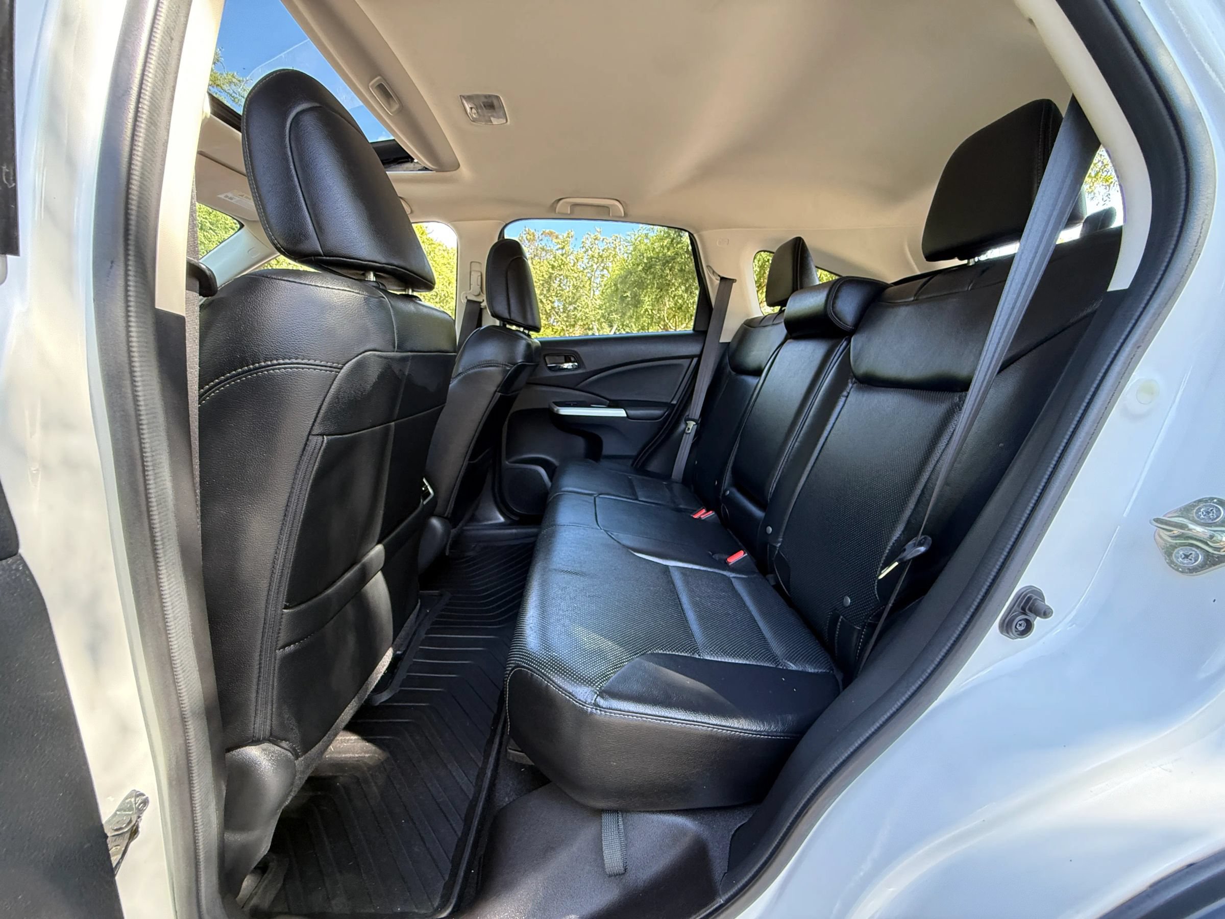 Used 2016 Honda CR-V Touring image 25