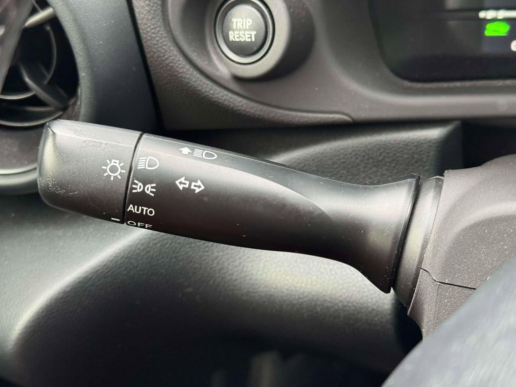 Used 2022 Toyota GR86 Premium image 19