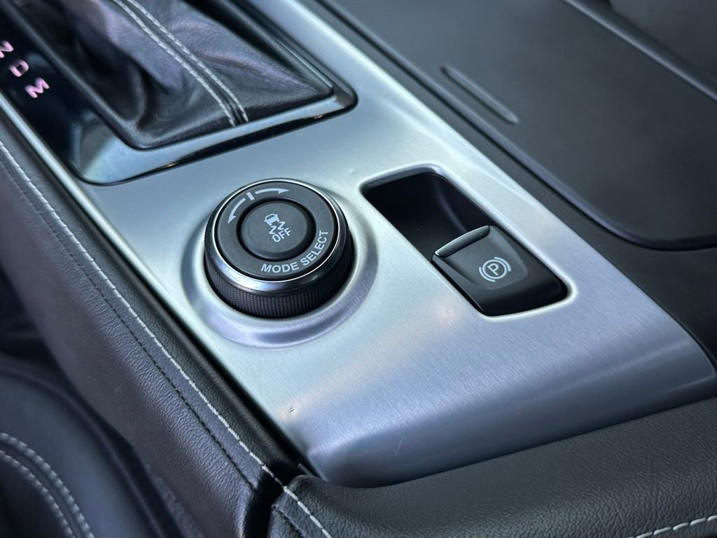 Used 2019 Chevrolet Corvette Stingray Coupe w/ 1LT image 47