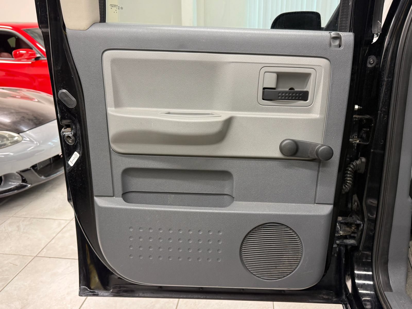 Used 2005 Dodge Dakota ST RWD image 18