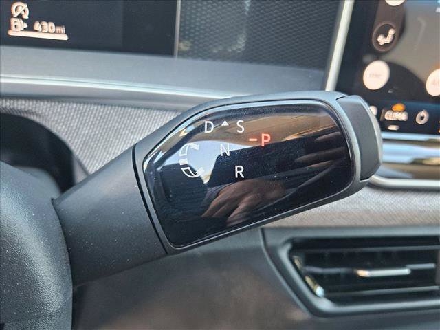 Used 2026 Volkswagen Tiguan S FWD image 12