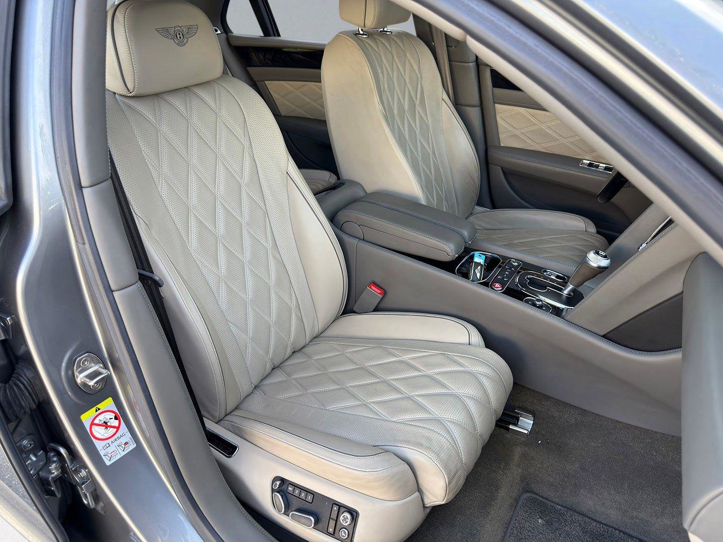 Used 2016 Bentley Flying Spur W12 image 19