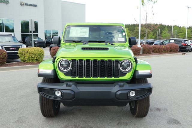 New 2026 Jeep Gladiator Sport image 2