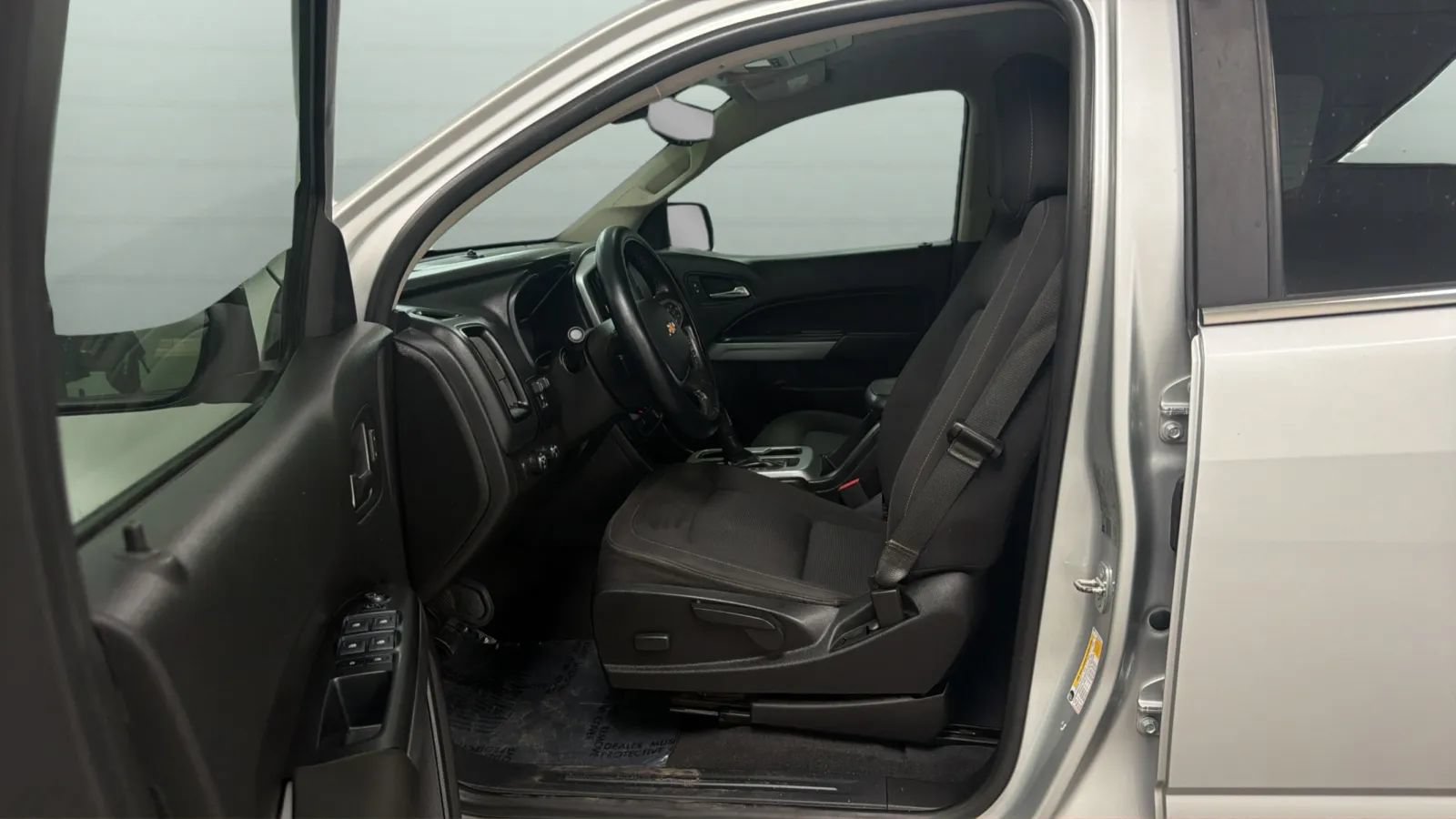 Used 2020 Chevrolet Colorado LT w/ LT Convenience Package AWD/4WD image 20
