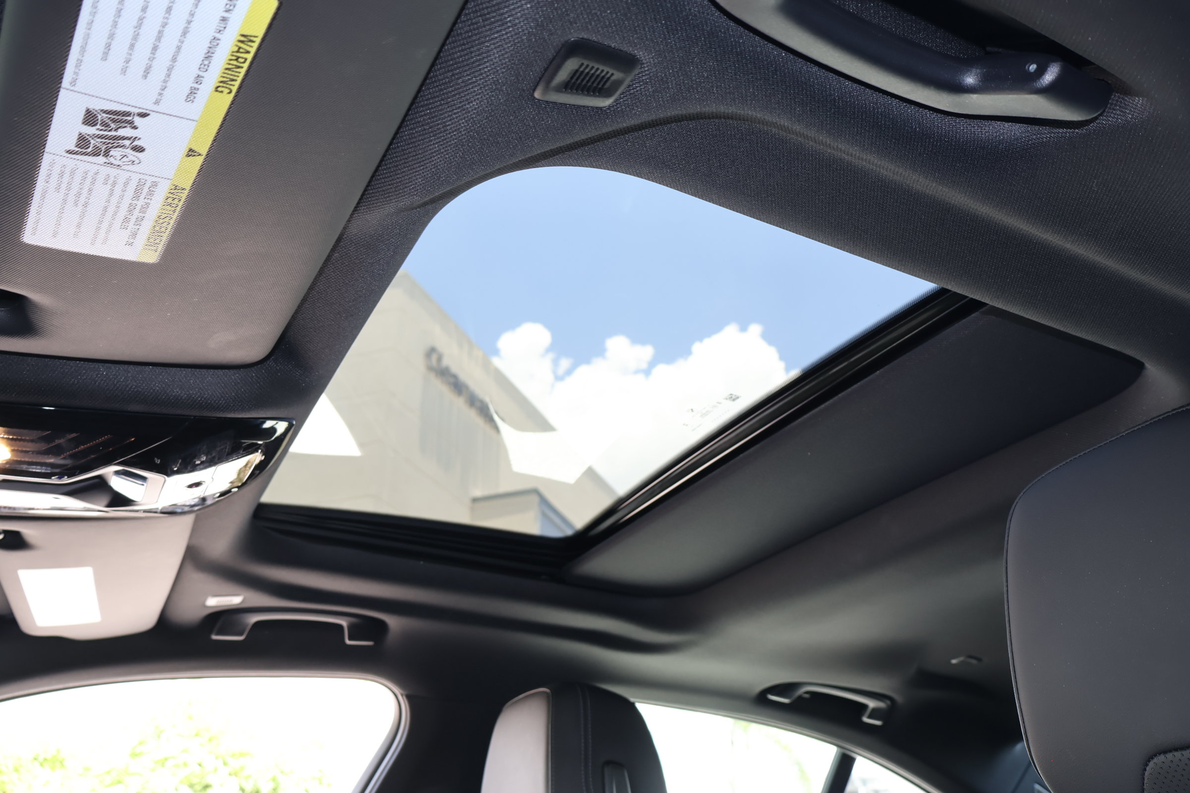 Used 2025 BMW 530i RWD image 5