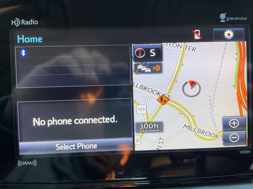 Used 2017 Toyota Prius V Four FWD image 21