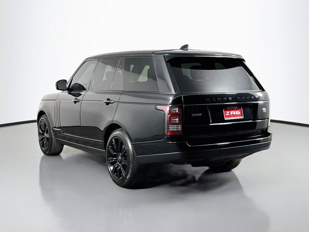 Used 2017 Land Rover Range Rover HSE AWD/4WD image 3