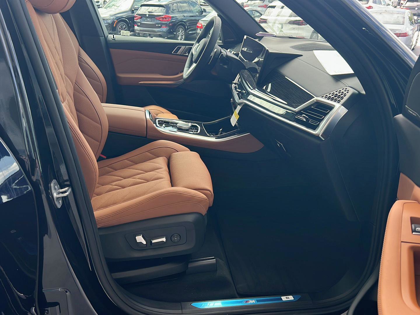 New 2026 BMW X5 xDrive50e image 13