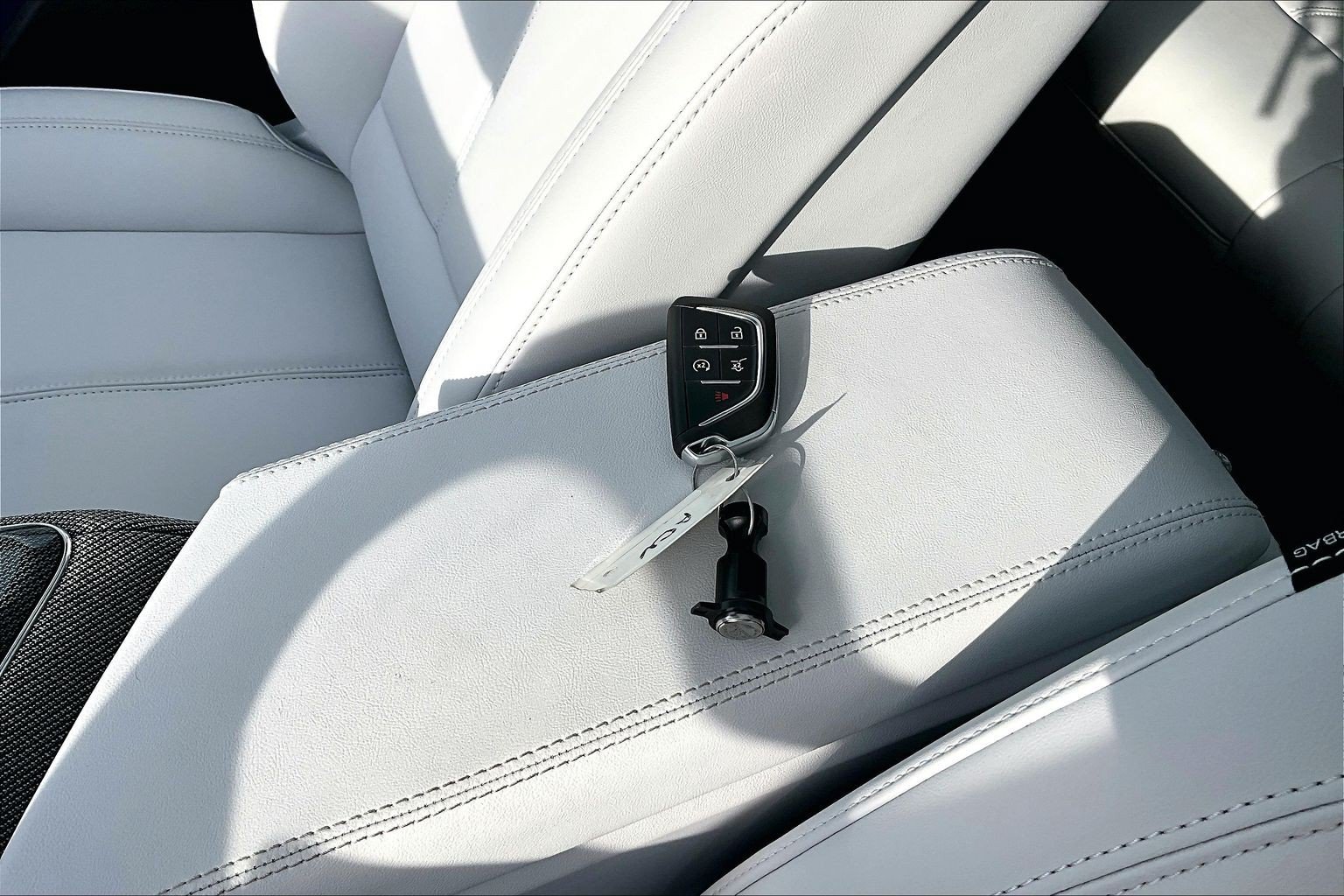 Used 2026 Cadillac Optiq Sport 1 w/ LPO, Floor Liner Package AWD/4WD image 11