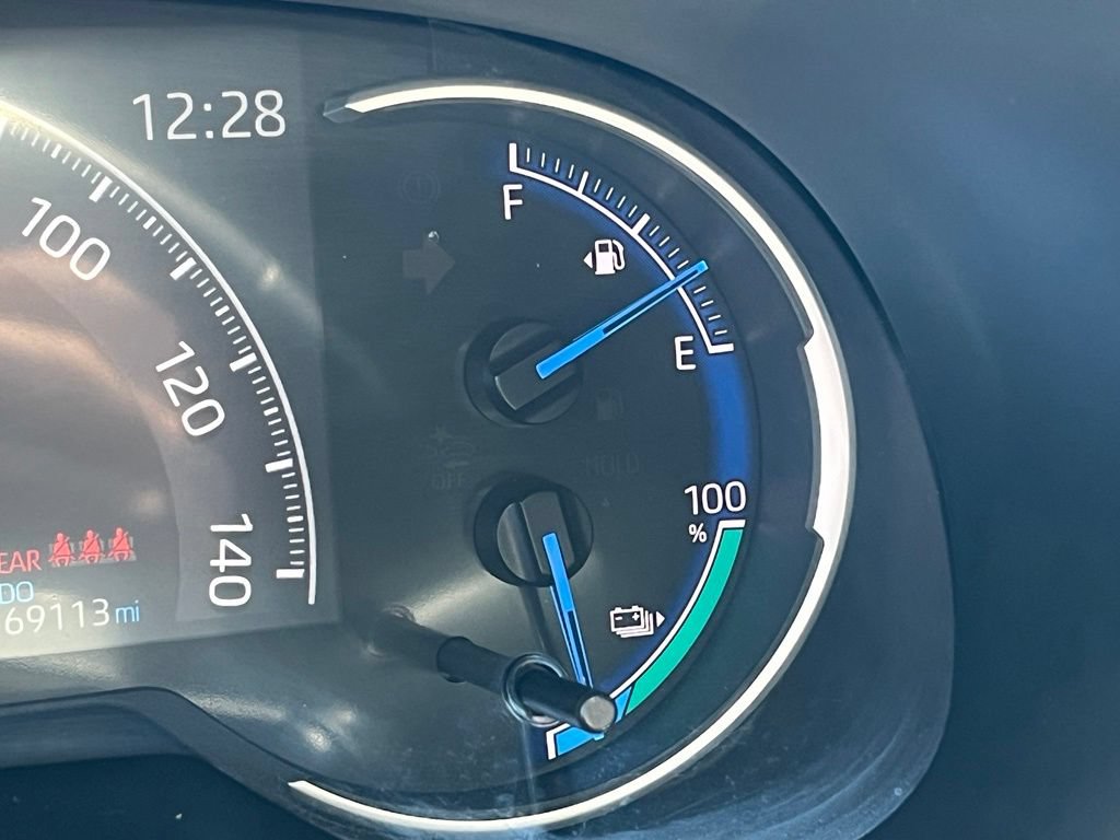 Certified 2021 Toyota RAV4 SE AWD/4WD image 28