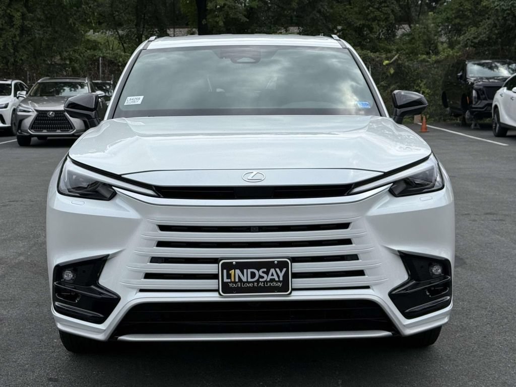 New 2026 Lexus TX 500h AWD image 7