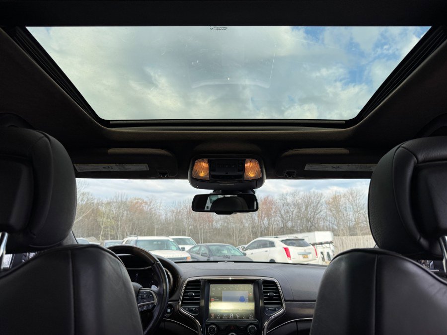 Used 2014 Jeep Grand Cherokee Summit AWD/4WD image 22