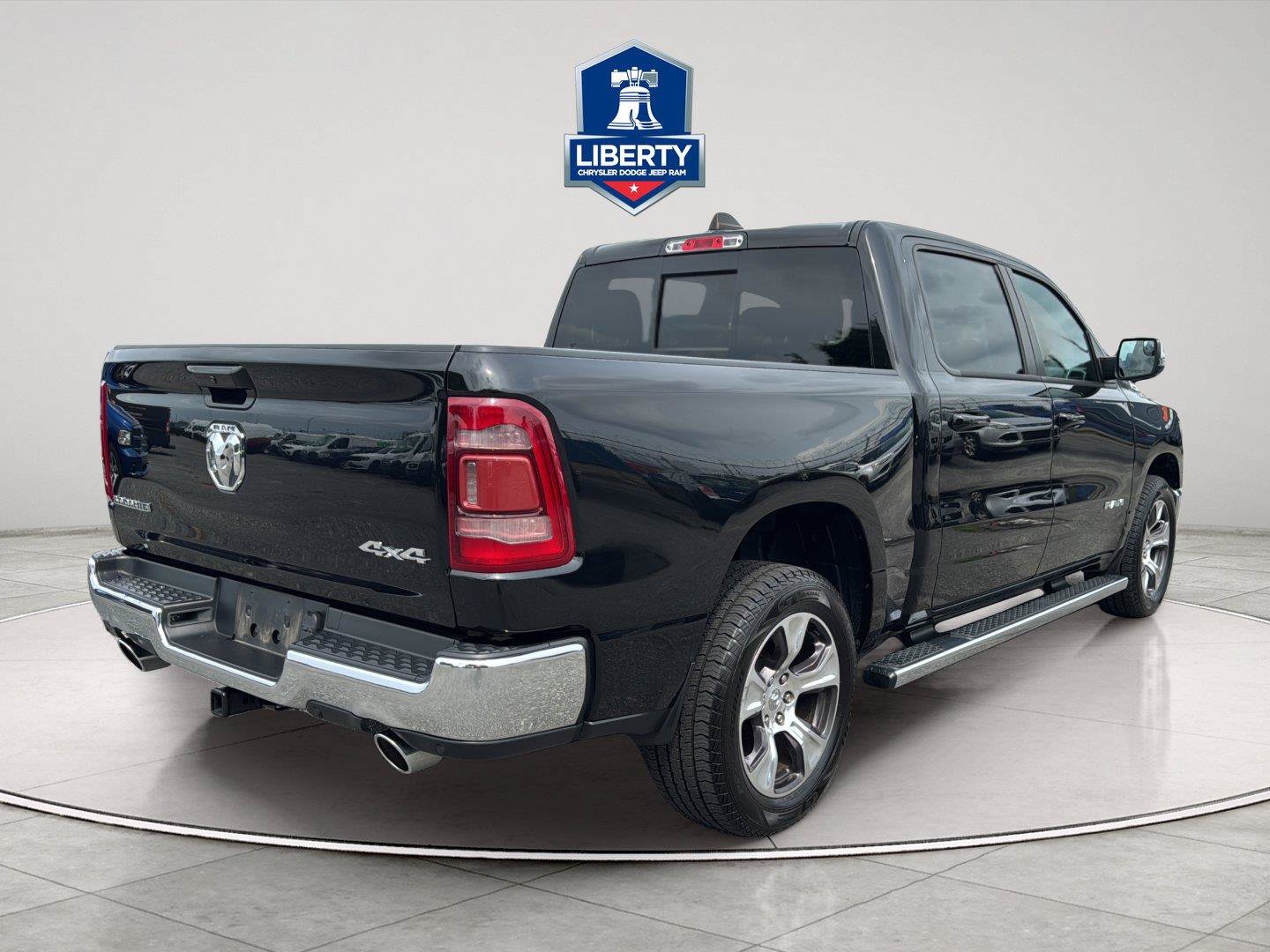 Used 2023 RAM 1500 Laramie AWD/4WD image 10
