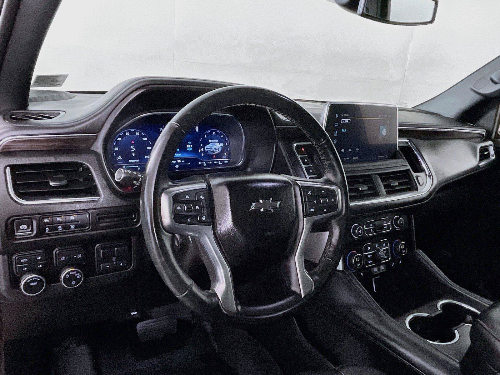 Used 2024 Chevrolet Tahoe Z71 w/ Luxury Package AWD/4WD image 13