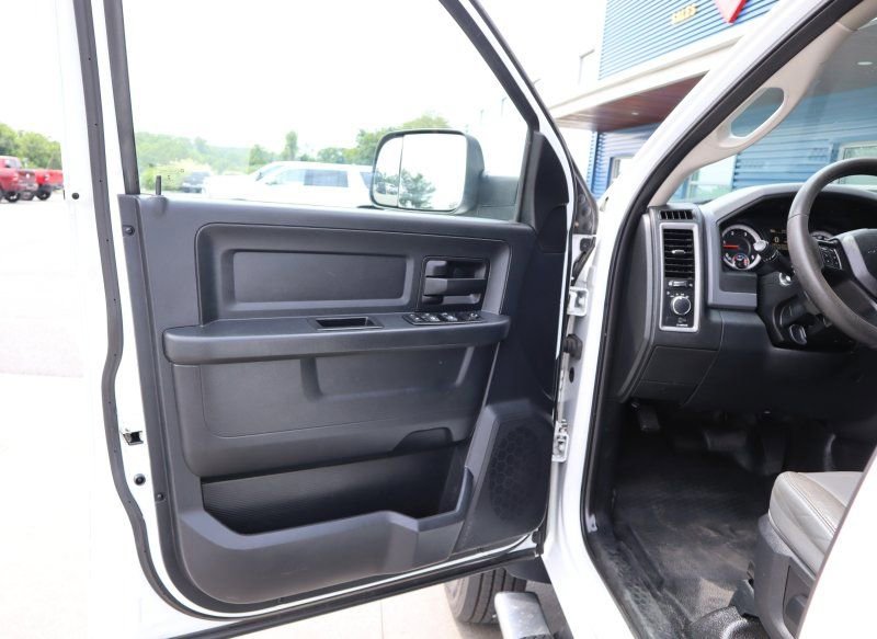 Used 2015 RAM 4500 Tradesman AWD/4WD image 12