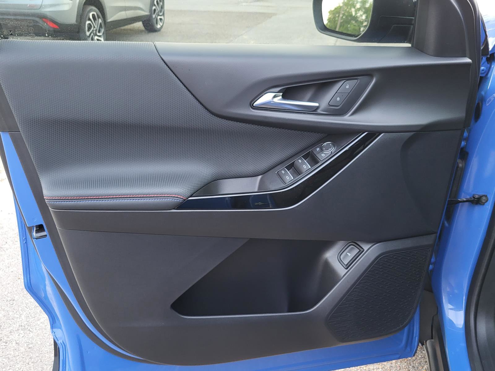 Used 2025 Chevrolet Equinox RS w/ Safety and Technology Package image 20