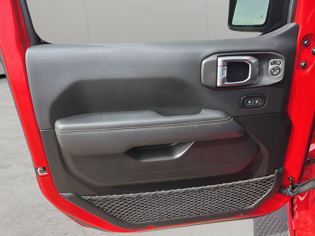 Used 2021 Jeep Wrangler Unlimited Sahara image 27