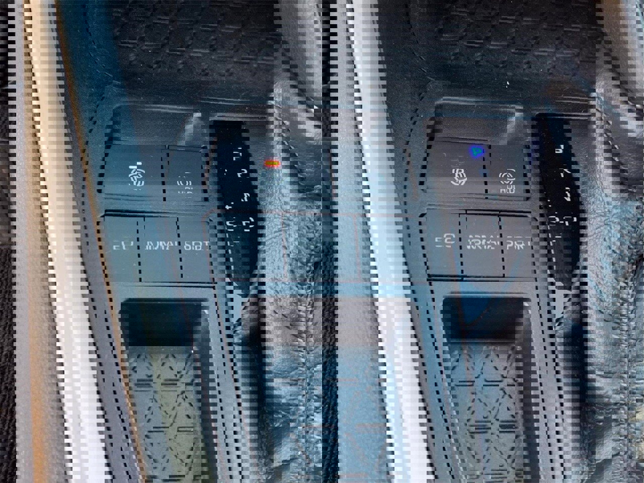 Used 2020 Toyota RAV4 LE image 20