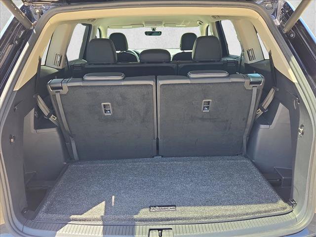 Used 2023 Volkswagen Atlas SE w/ Black Wheel Package FWD image 6