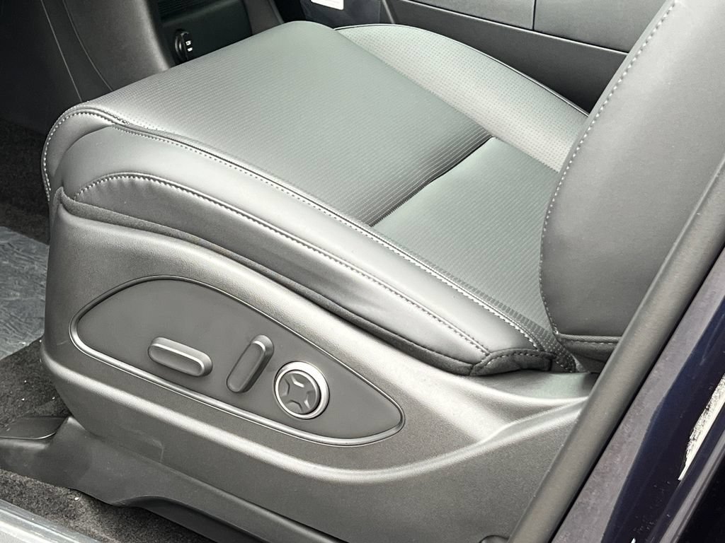 New 2026 Hyundai Palisade SEL Premium FWD image 7