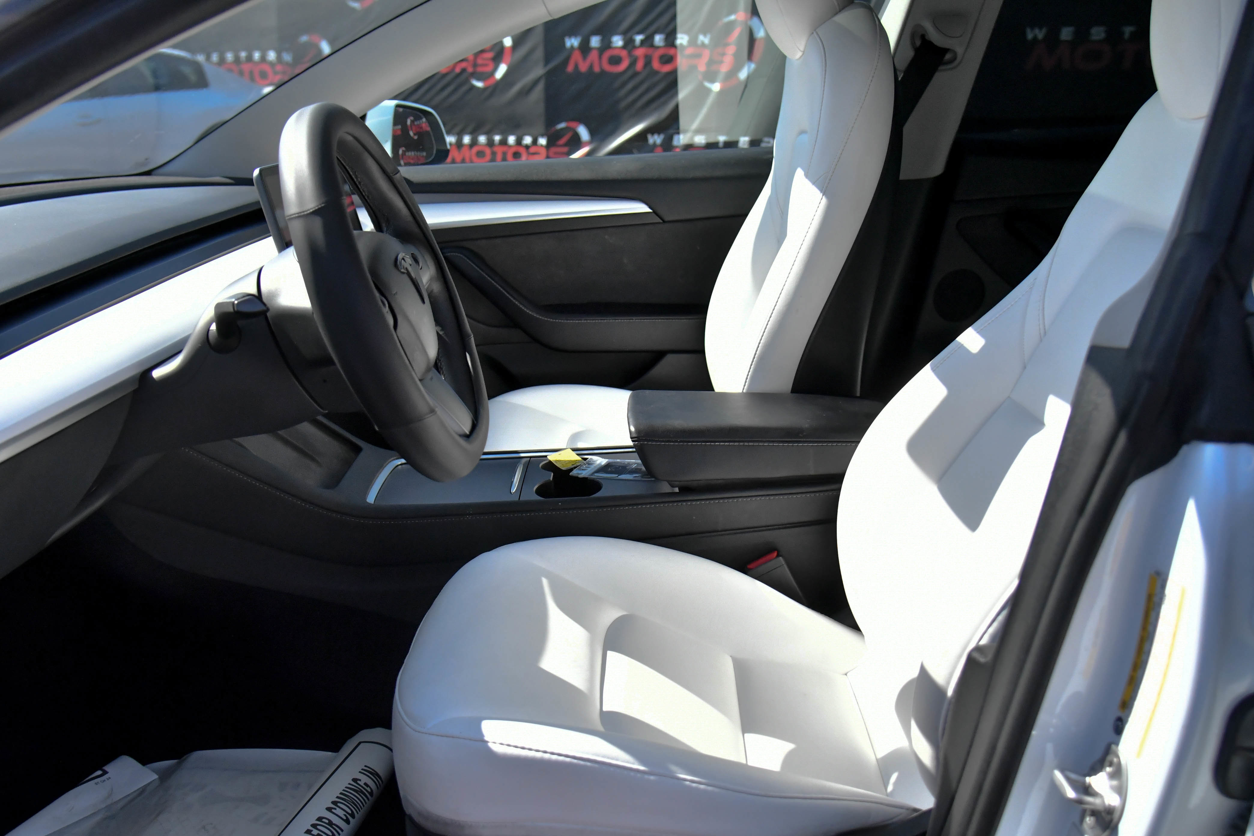 Used 2023 Tesla Model 3 Standard Range RWD image 17