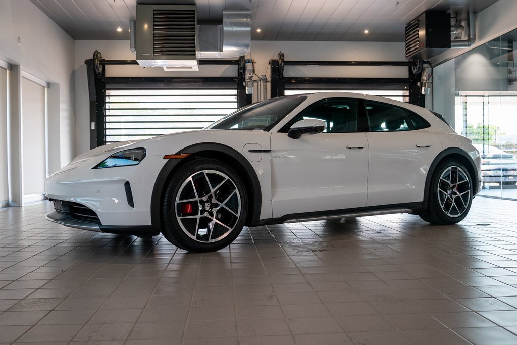 New 2025 Porsche Taycan 4S
