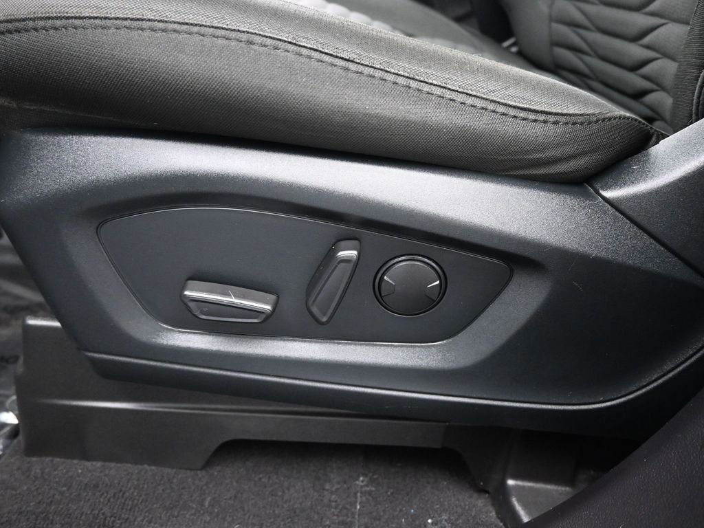 Certified 2021 Ford Explorer XLT image 10