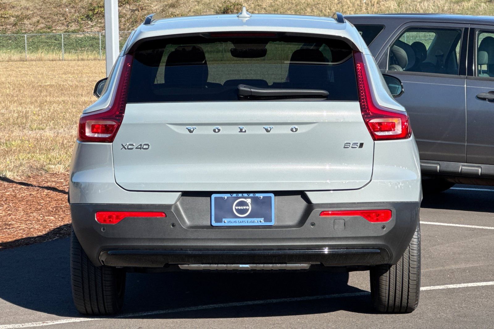 Used 2026 Volvo XC40 B5 Plus w/ Protection Package Premier AWD/4WD image 4