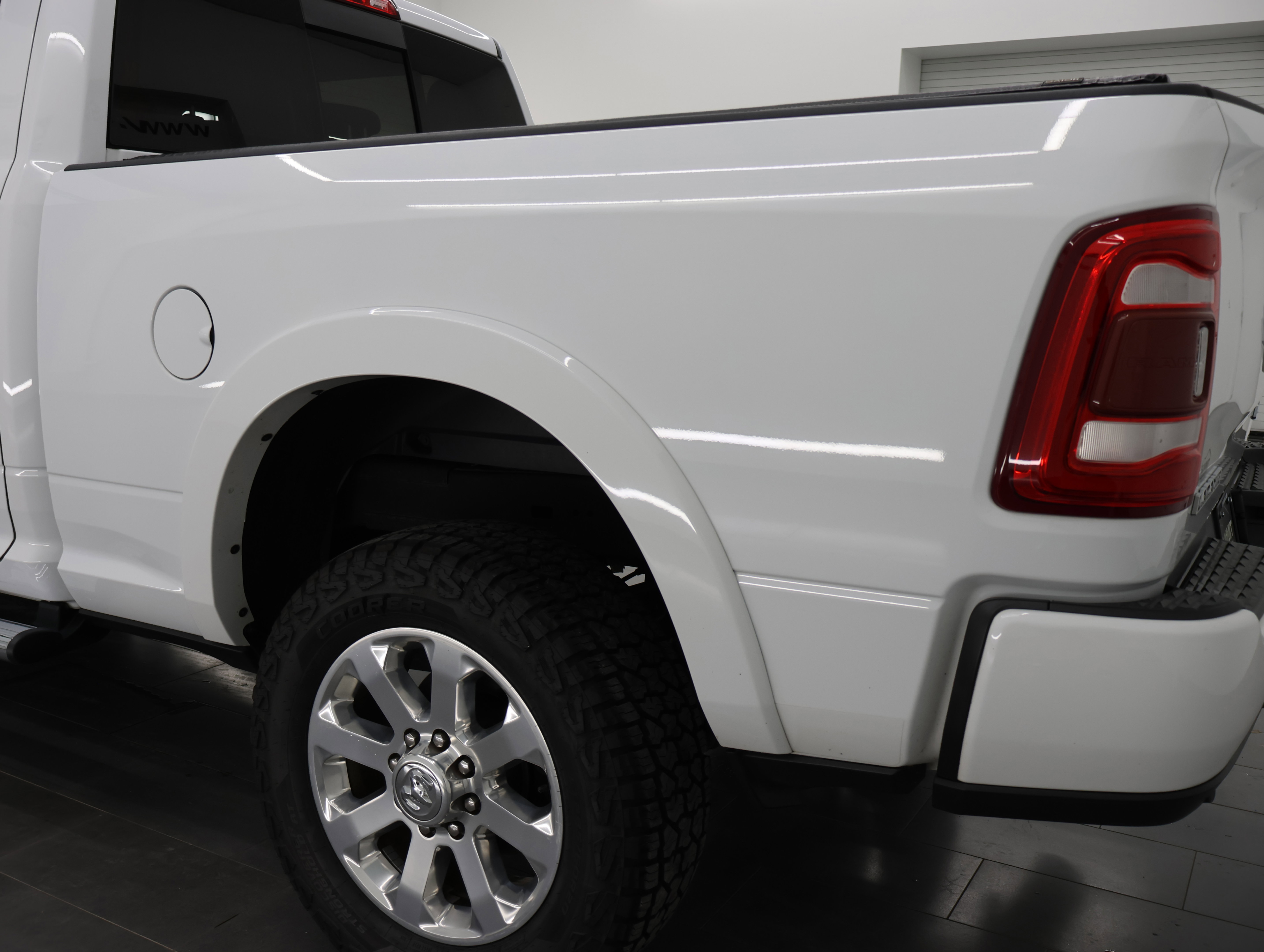 Used 2020 RAM 2500 Laramie AWD/4WD image 31