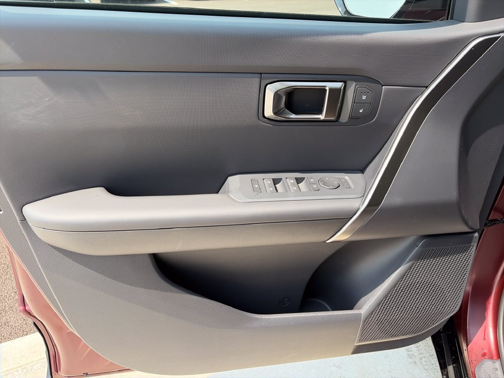 New 2027 Kia Seltos X-Line S w/ X-Line S Premium Package AWD/4WD image 18