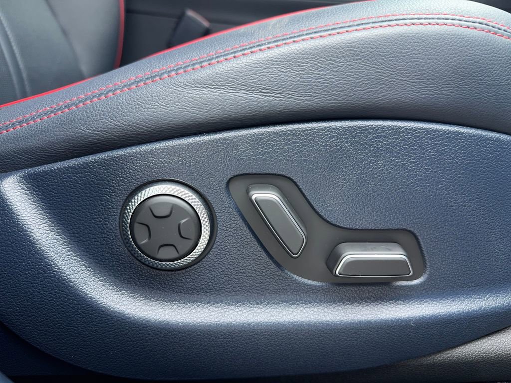 Used 2022 Genesis GV70 3.5T Sport image 52