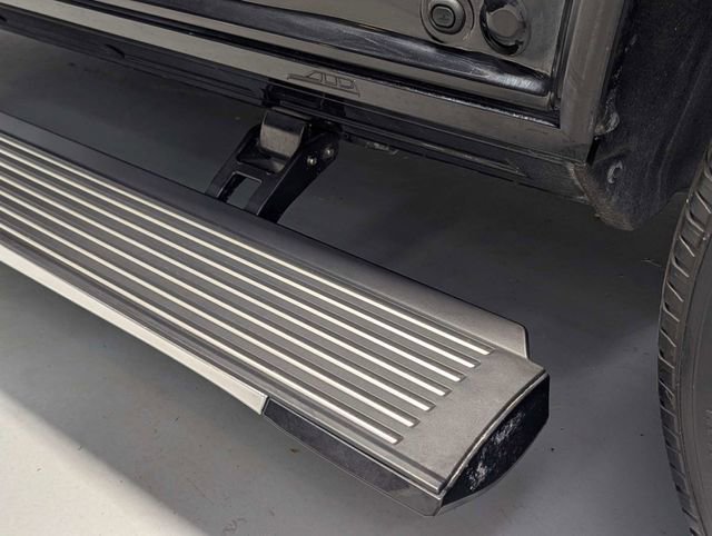 Used 2022 Jeep Grand Wagoneer Series II w/ Premium Group II image 31